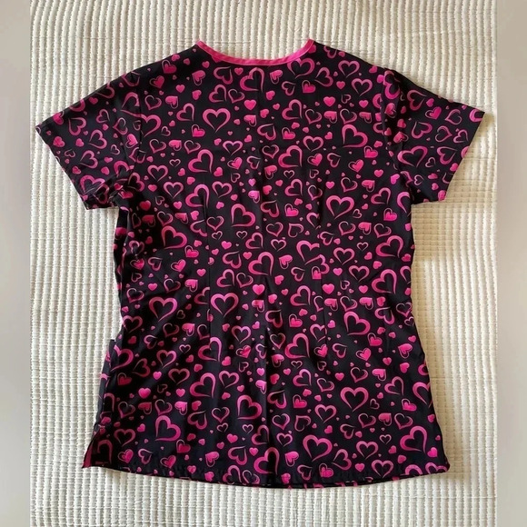 HAPPY SCRUBS SCRUB TOP 🩺 - Picture 2 of 3